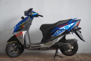 Avenis 125